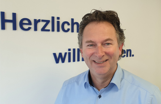 AXA Hauptvertretung Rainer Waters aus Kamp-Lintfort