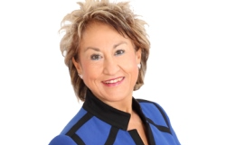 AXA Geschäftsstelle Ray Wagenlehner aus Chemnitz