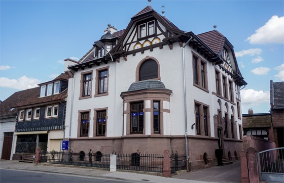 AXA Hauptvertretung Benjamin Strahlke aus Dassel